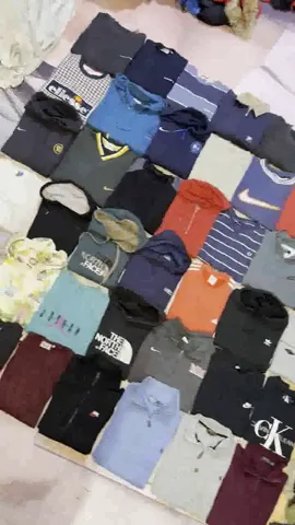 Authentic  branded vintage sweatshirts and hoodies 42 piece