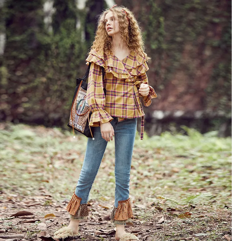 JAM PRINCESS FRILL HEM CROP JEANS