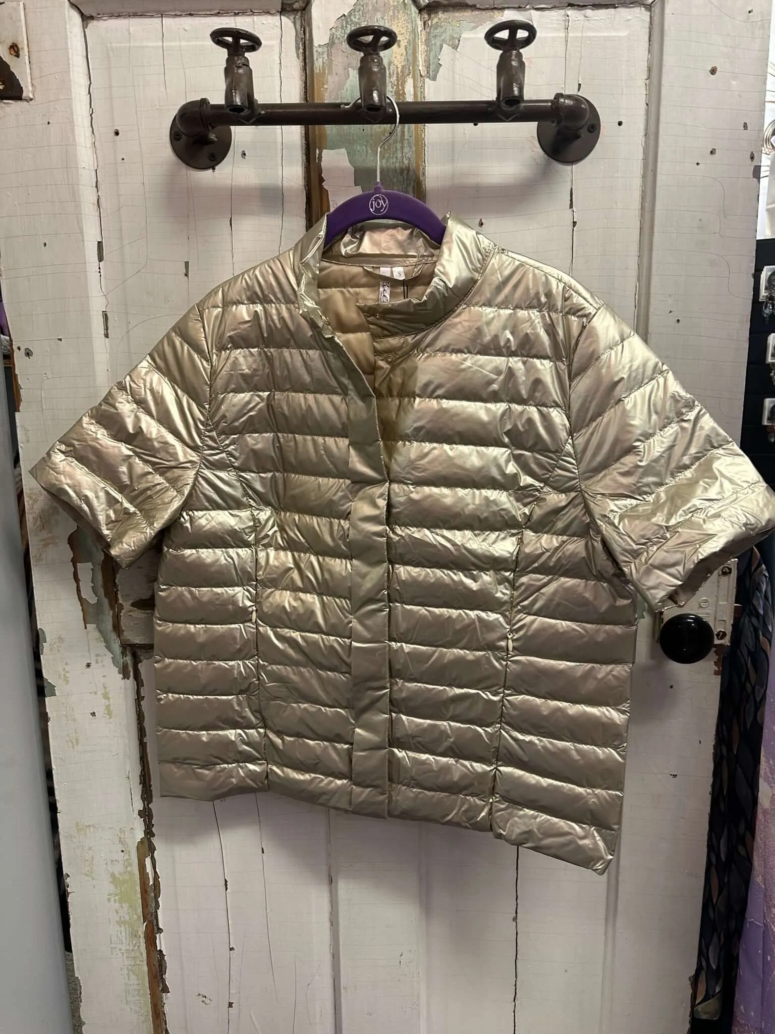 Short Sleeve Puffer